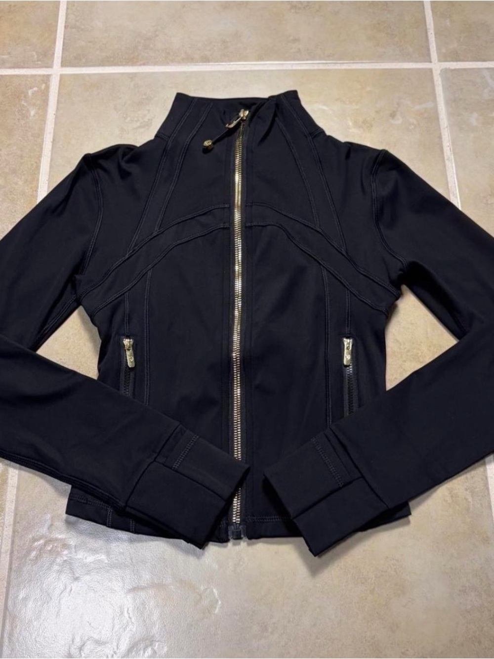 Lululemon Black Nulu Cropped Define Jacket Womens Size 4